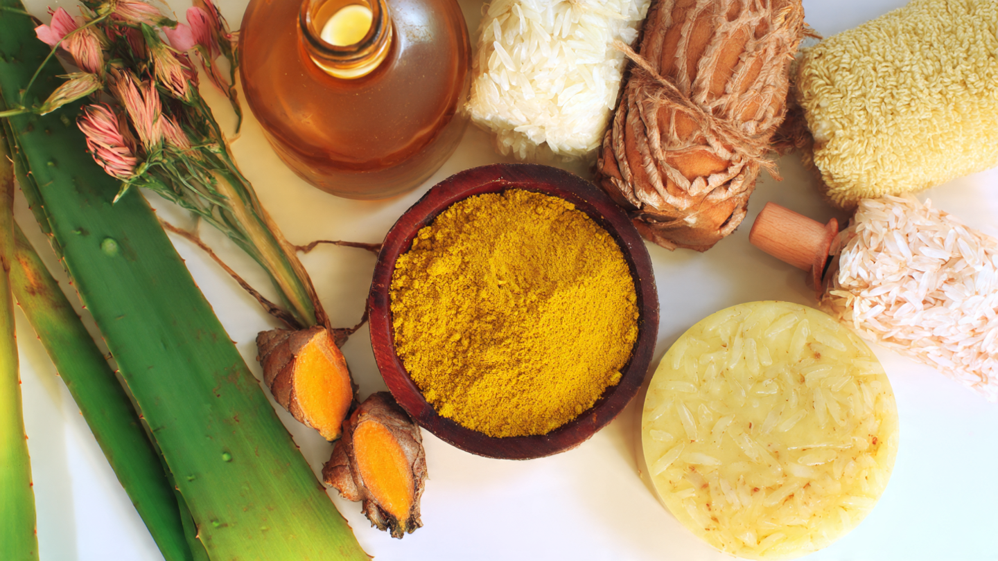 Làm đẹp bằng bài thuốc dân gian – Da mịn, tóc khỏe từ thiên nhiên